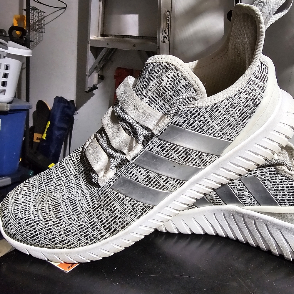 Mens Adidas running shoes